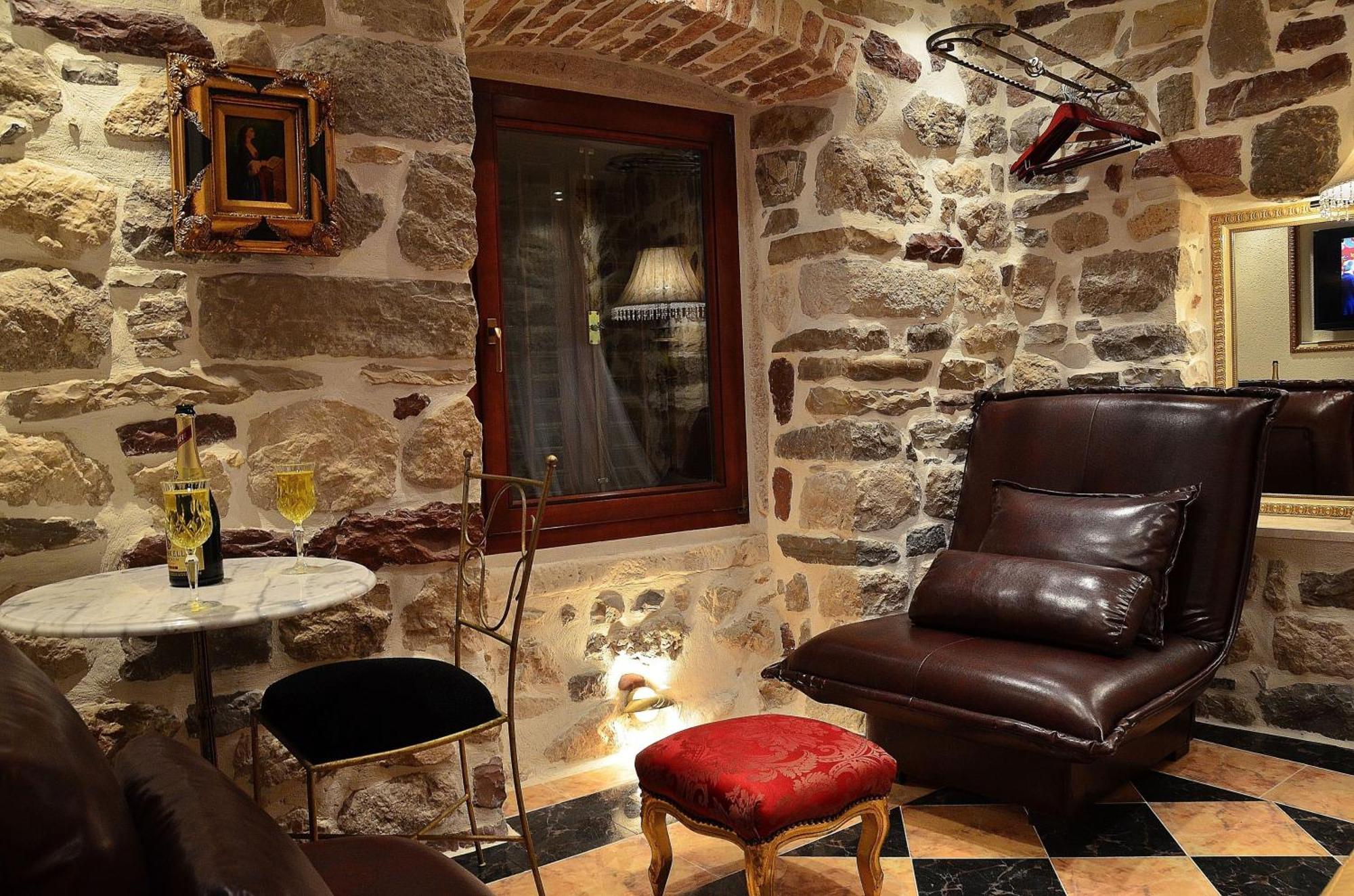 Cattaro Royale Apartment Luaran gambar