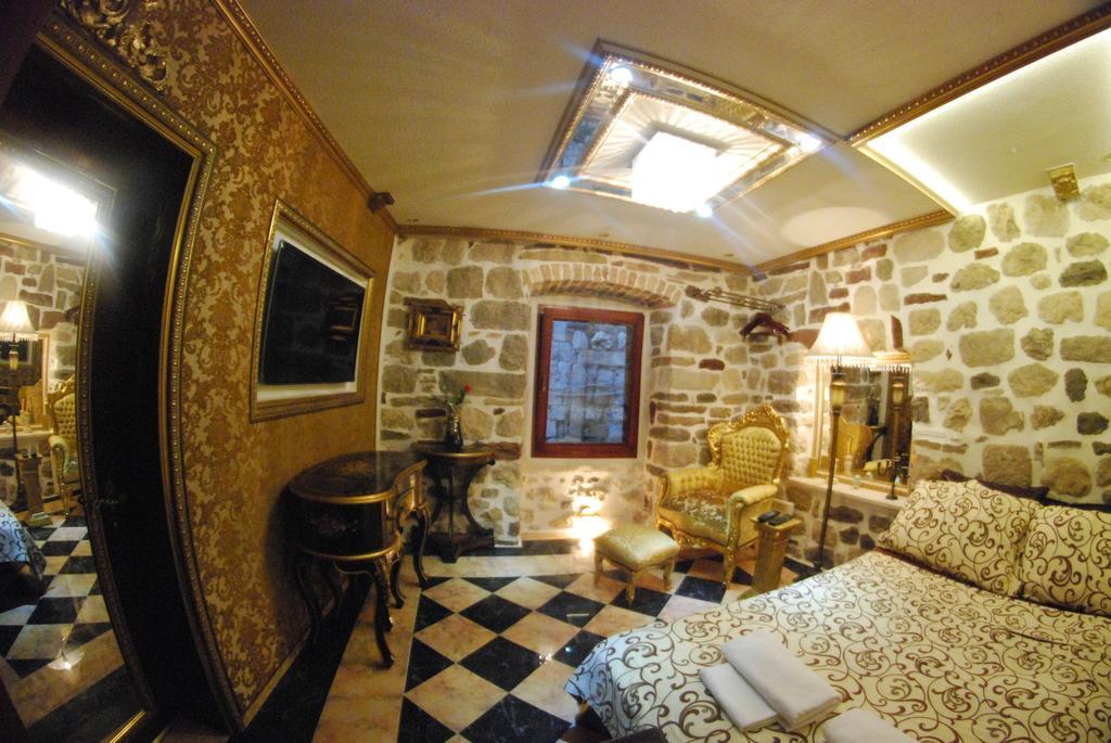 Cattaro Royale Apartment Luaran gambar