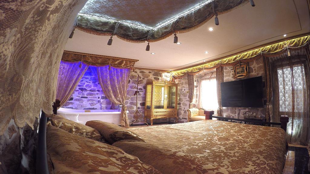 Cattaro Royale Apartment Luaran gambar