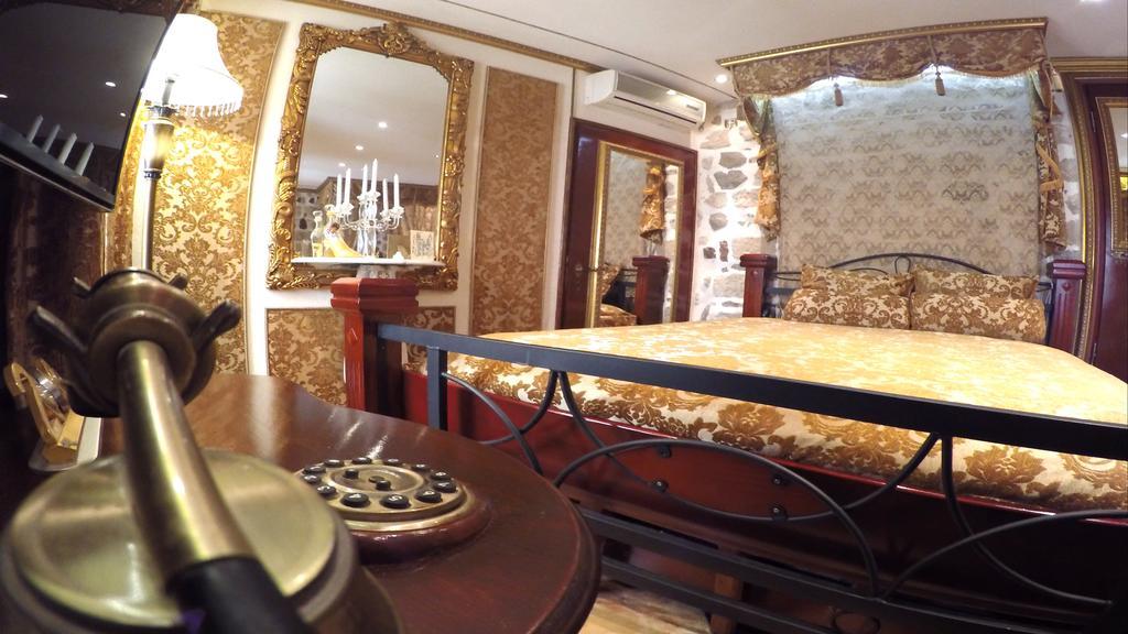 Cattaro Royale Apartment Luaran gambar